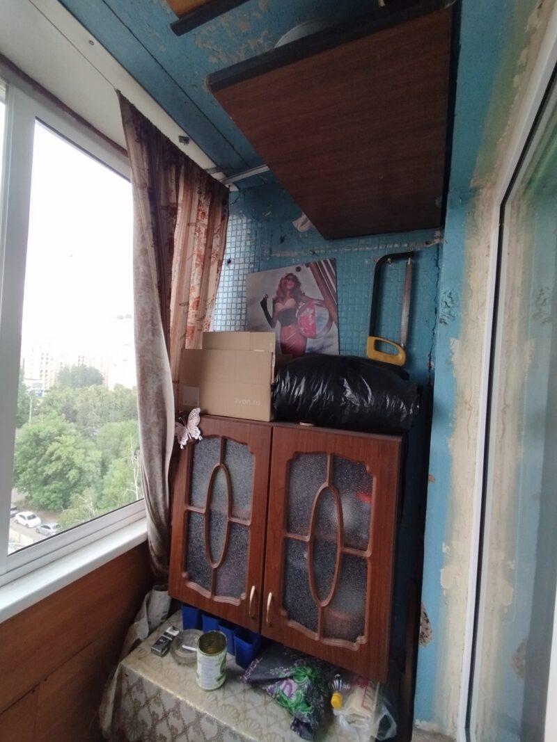 Отделка балкона, до